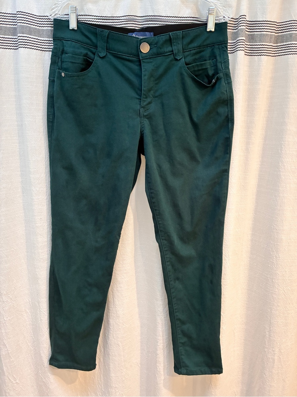 Democracy "Ab"solution® Colored Ankle Skimmer Pants in evergreen